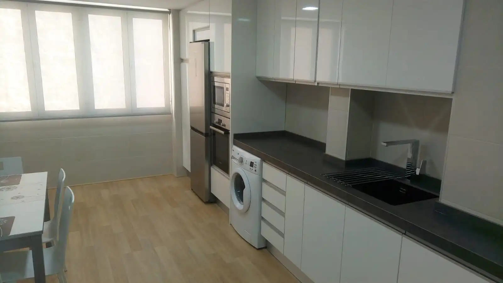 Cocina de Piso para compartir en Elche / Elx con Aire acondicionado, Calefacción y Amueblado