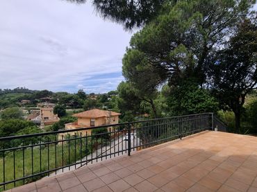 Casa amb piscina en venda a Lliçà de Vall