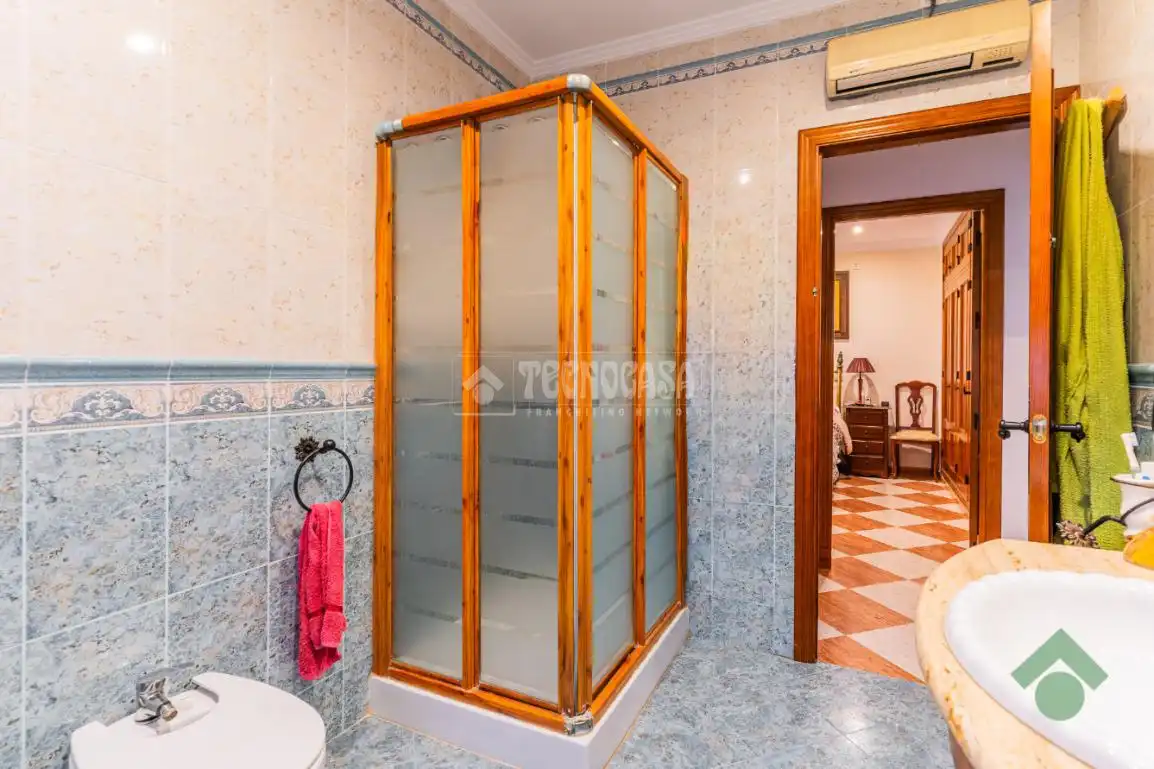 Bathroom of Country homes for sale in Jerez de la Frontera  with Air Conditioner