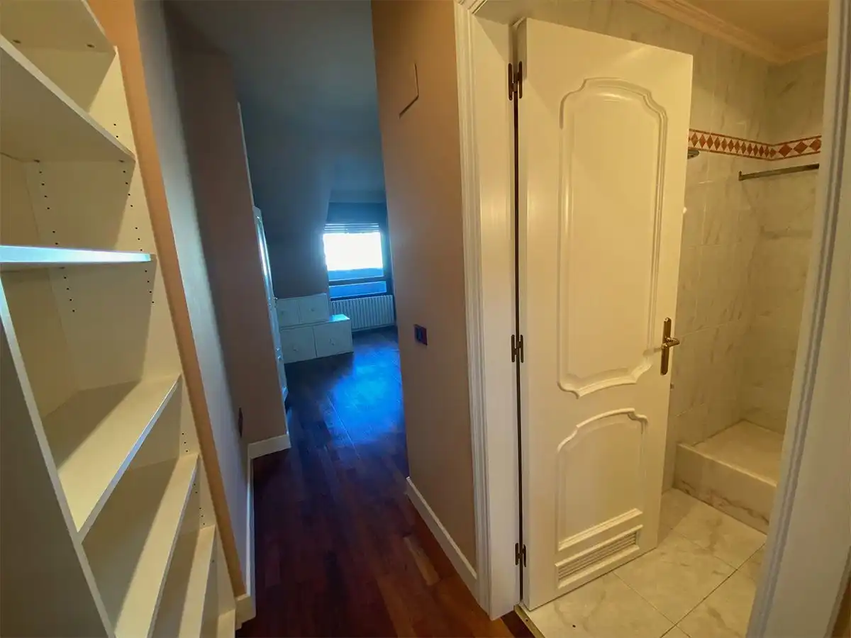 Piso en venta en Oviedo  con Calefacción