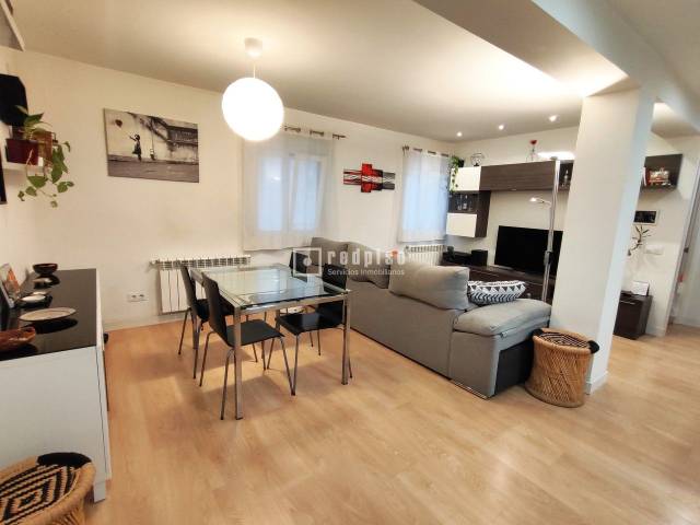 Piso en Venta en LLANES en Simancas