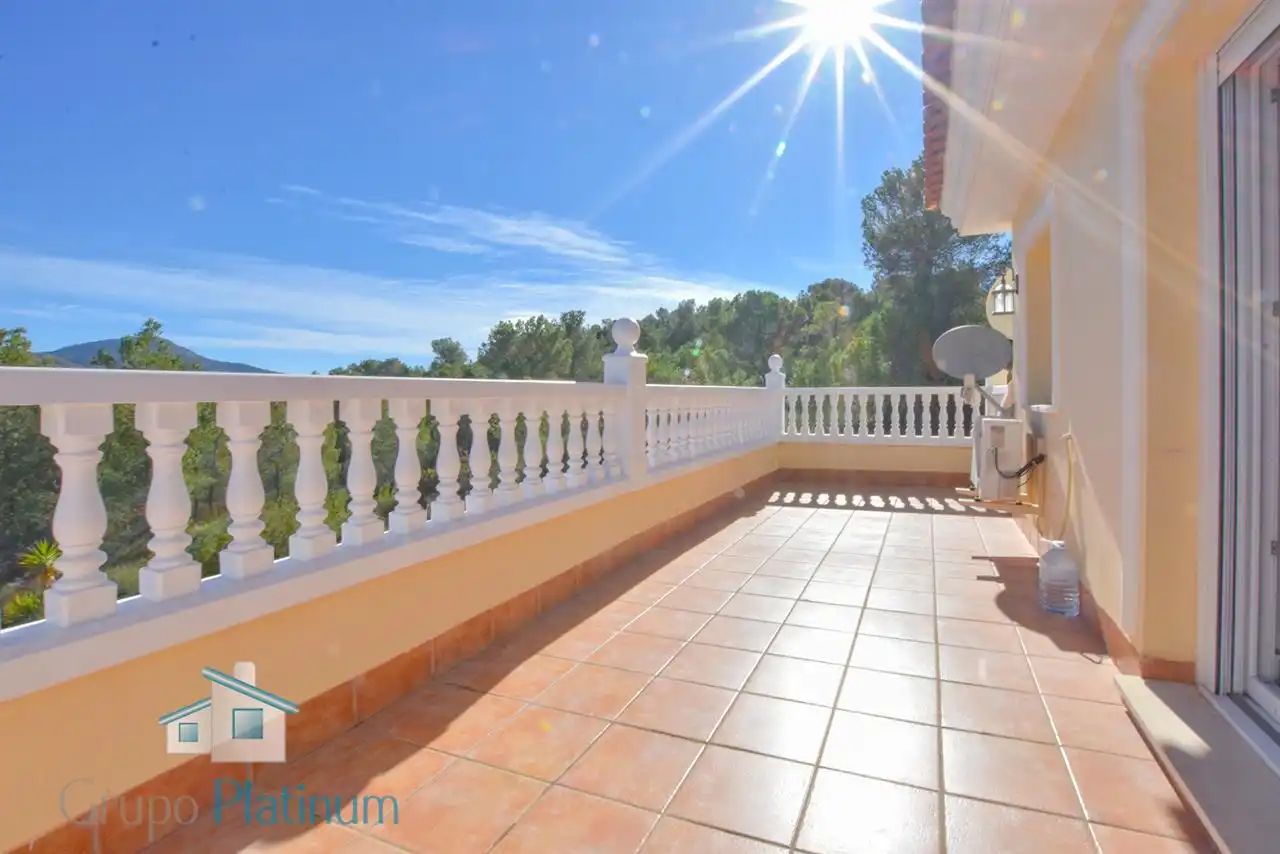 Vista exterior de Casa o xalet en venda en Lorca amb Aire condicionat, Calefacció i Jardí privat