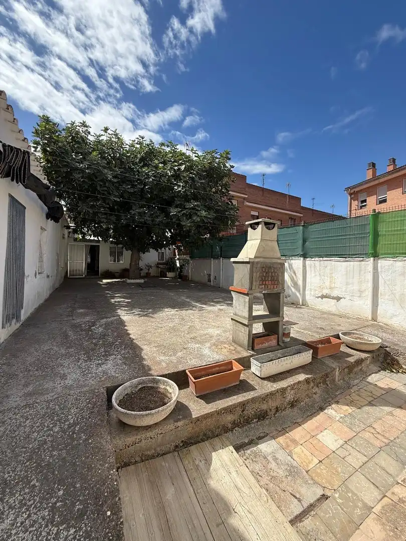 Terreno residencial en venta en Calle HERALDO DE ARAGON 7
