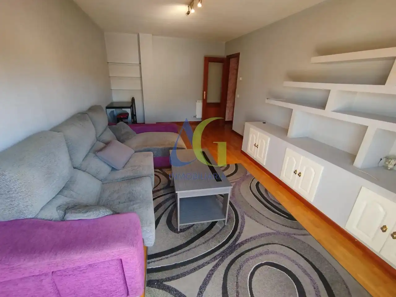 Living room of Apartments for rent in Villaquilambre  with Heating, Parquet flooring and Storage room