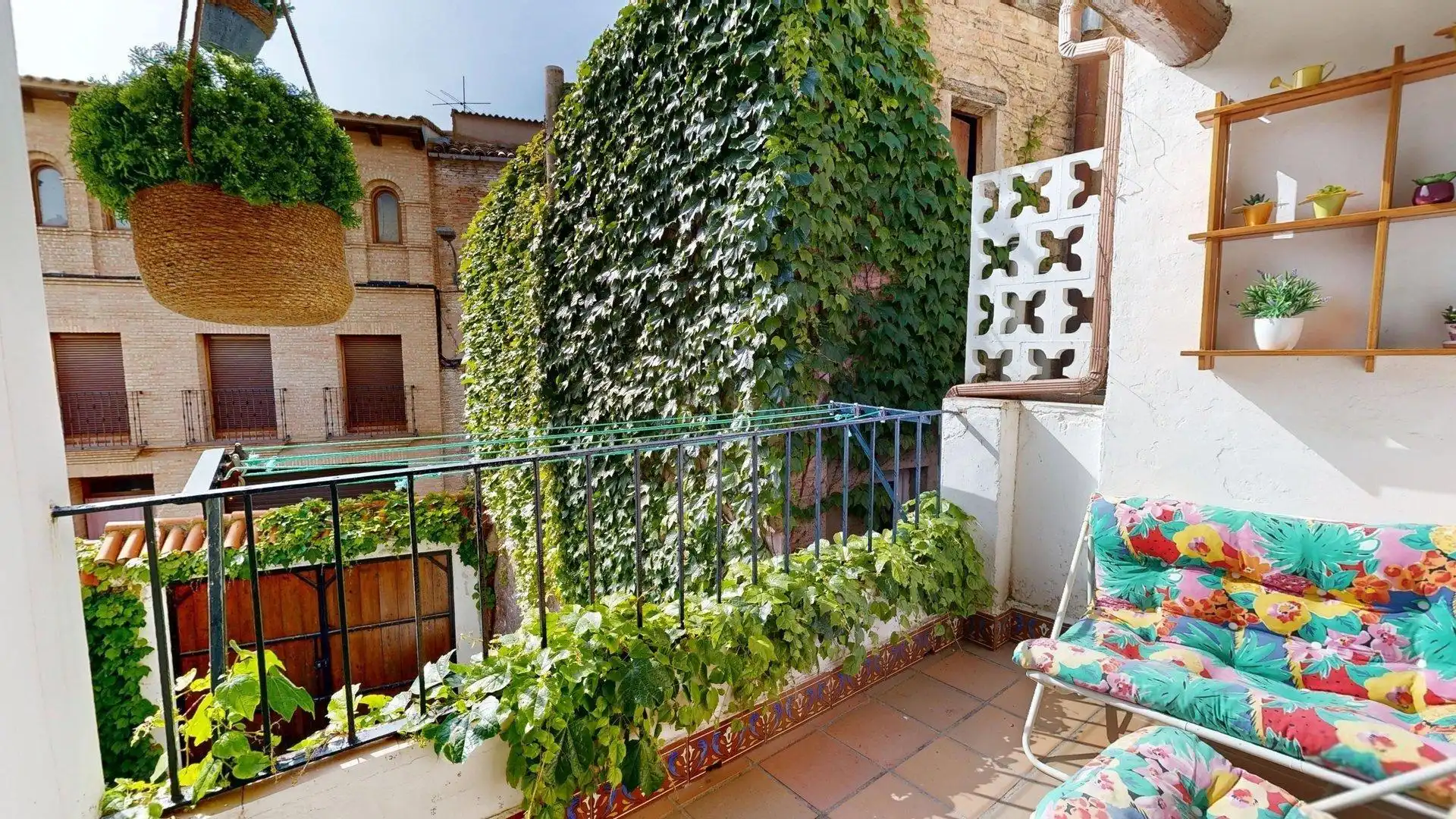 Terraza de Casa o chalet en venta en Magallón con Jardín privado, Terraza y Amueblado