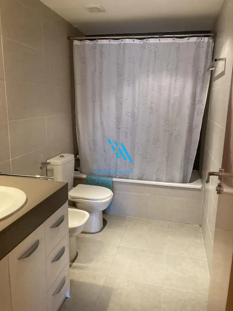 Baño de Apartamento en venta en Sant Feliu de Guíxols con Aire acondicionado, Calefacción y Terraza