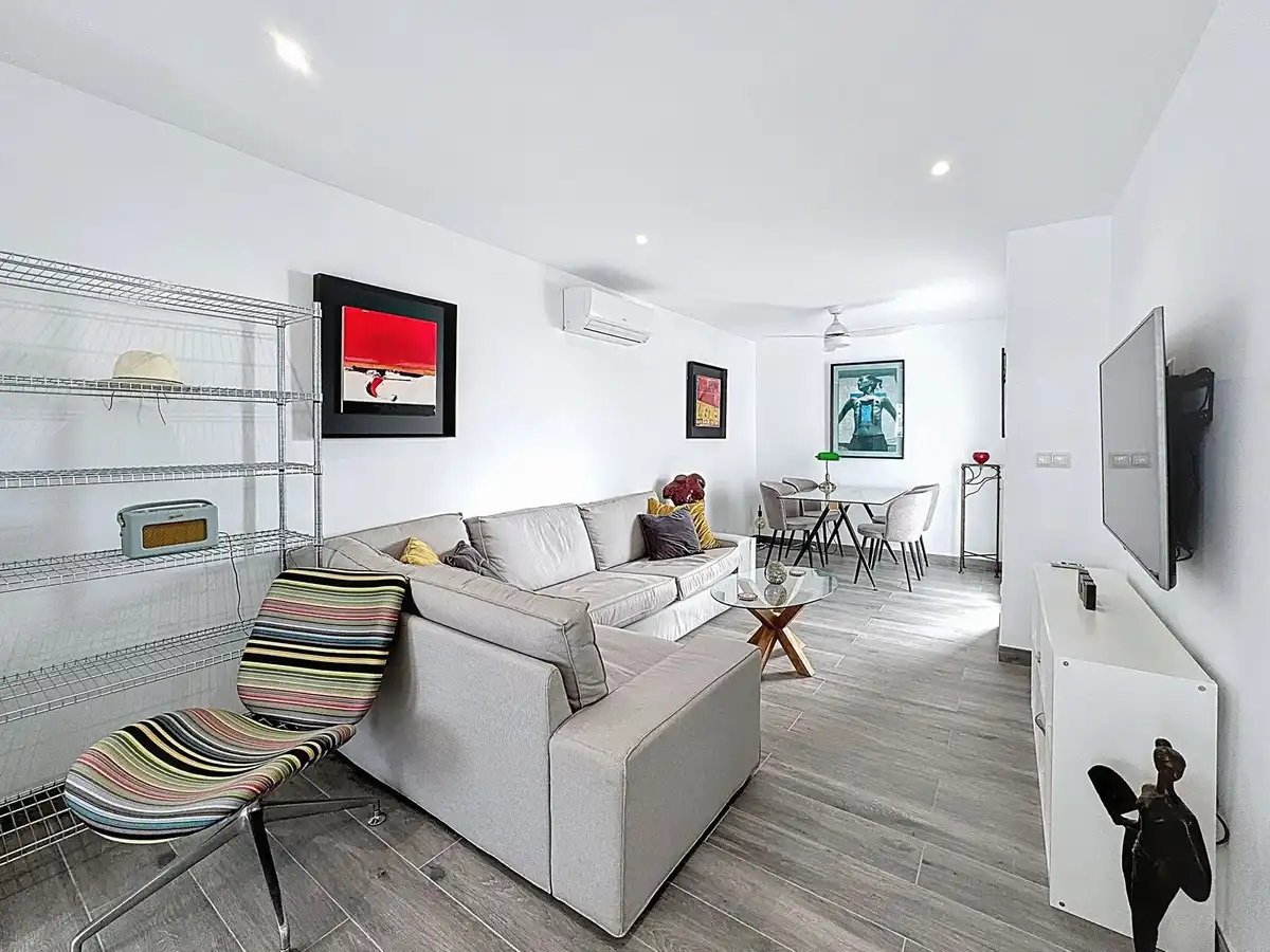 Wohnzimmer von Einfamilien-Reihenhaus zum Verkauf in Mijas mit Klimaanlage, Heizung und Terrasse