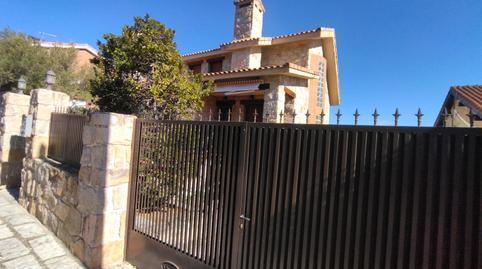 Photo 2 of House or chalet for sale in Calle Manolo Vázquez, Guadalix de la Sierra, Madrid