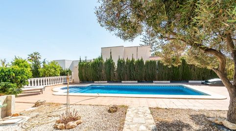 Foto 2 de Casa o xalet en venda a Calle Mimosas, Centro - Muelle Pesquero, Torrevieja