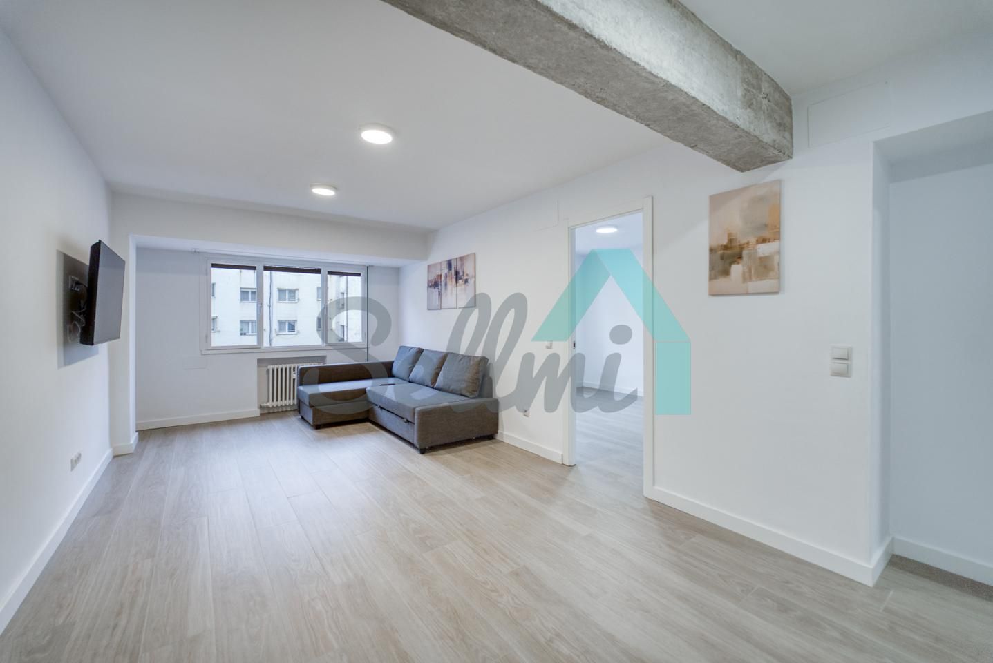 Sala d'estar de Pis de lloguer en Oviedo  amb Calefacció i Traster