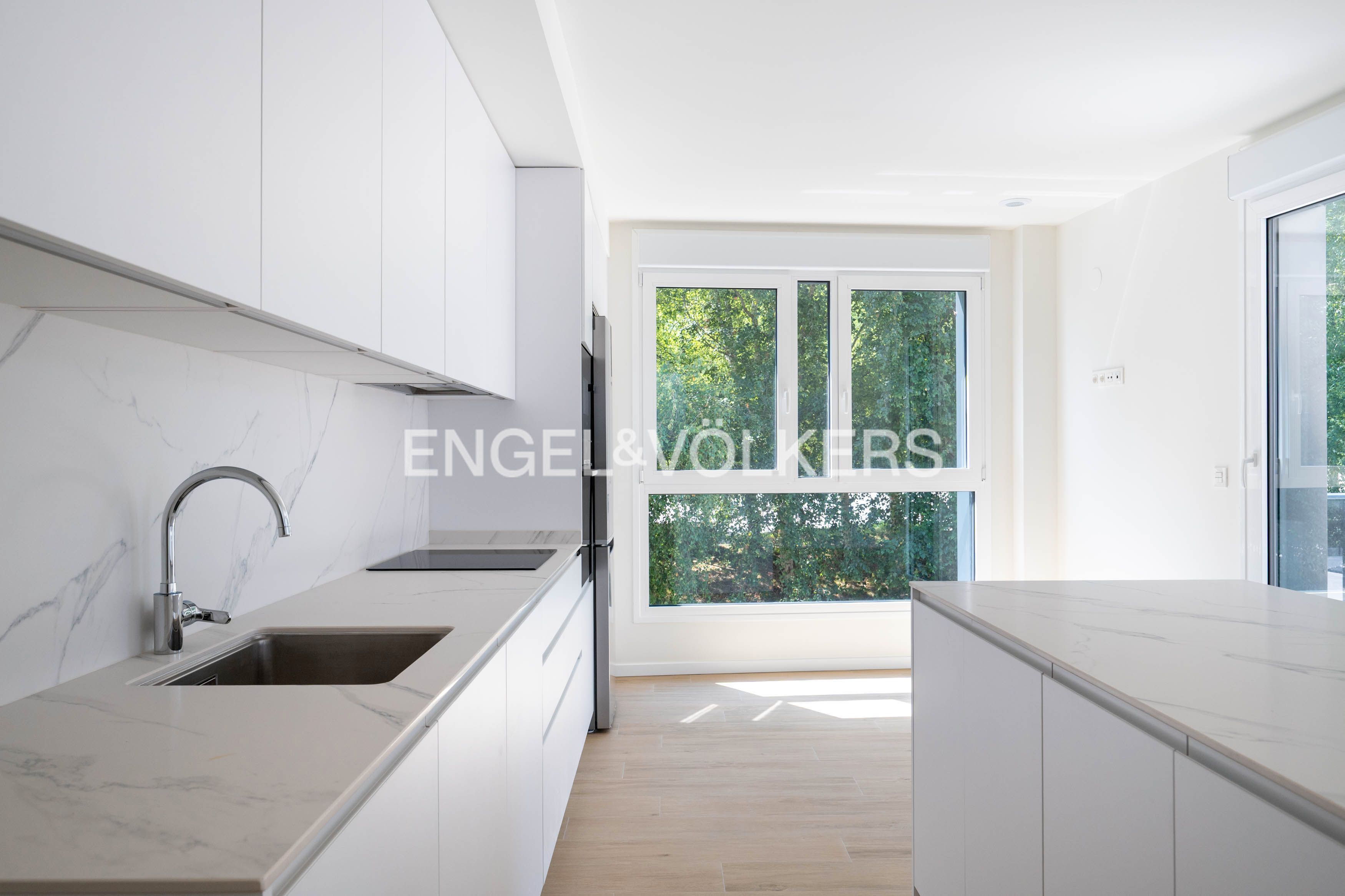 Cocina de Apartamento en venta en Donostia - San Sebastián  con Calefacción, Terraza y Piscina