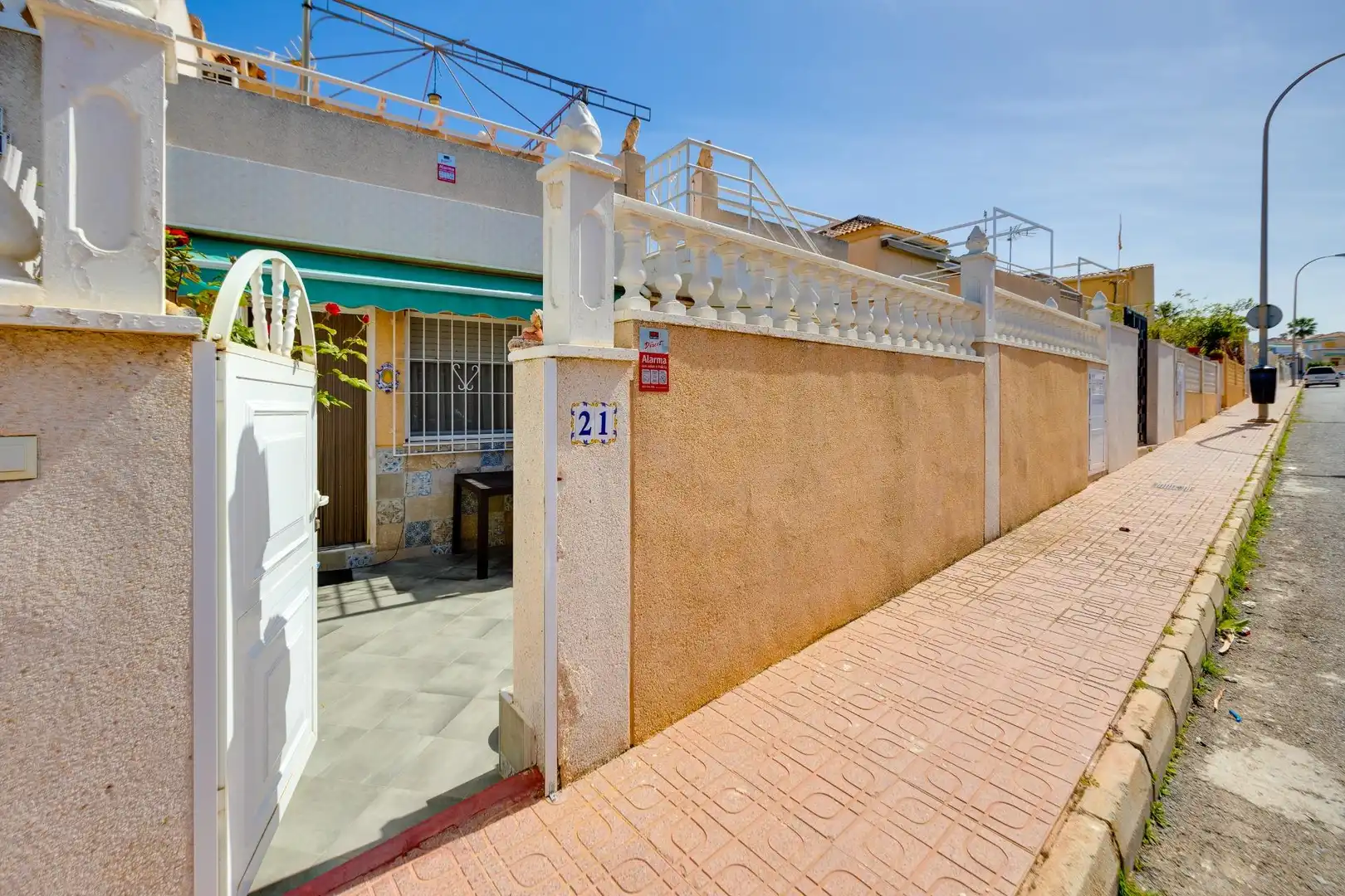 Adossat amb piscina en venda a Calle de Urbión 21, imagen 17