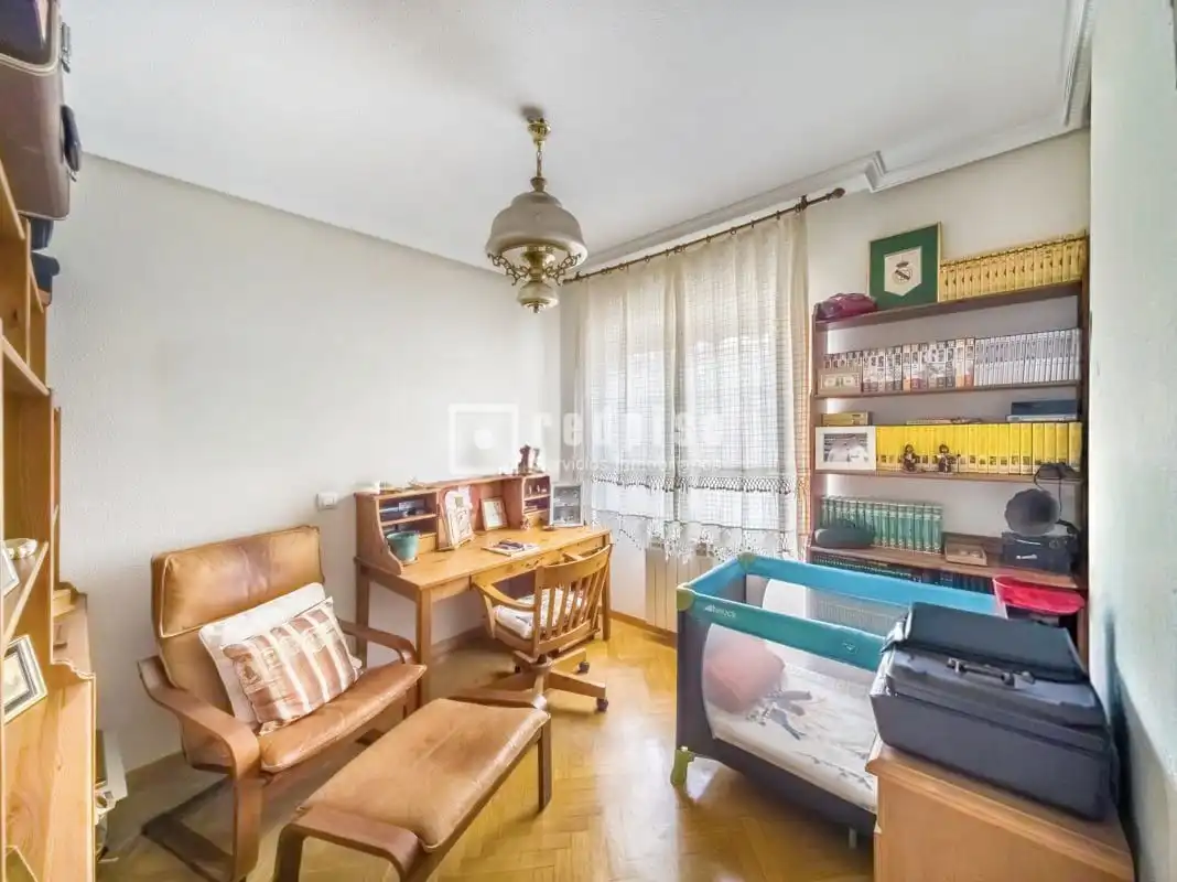 Habitación de Casa o chalet en venta en Alcorcón con Calefacción, Terraza y Trastero