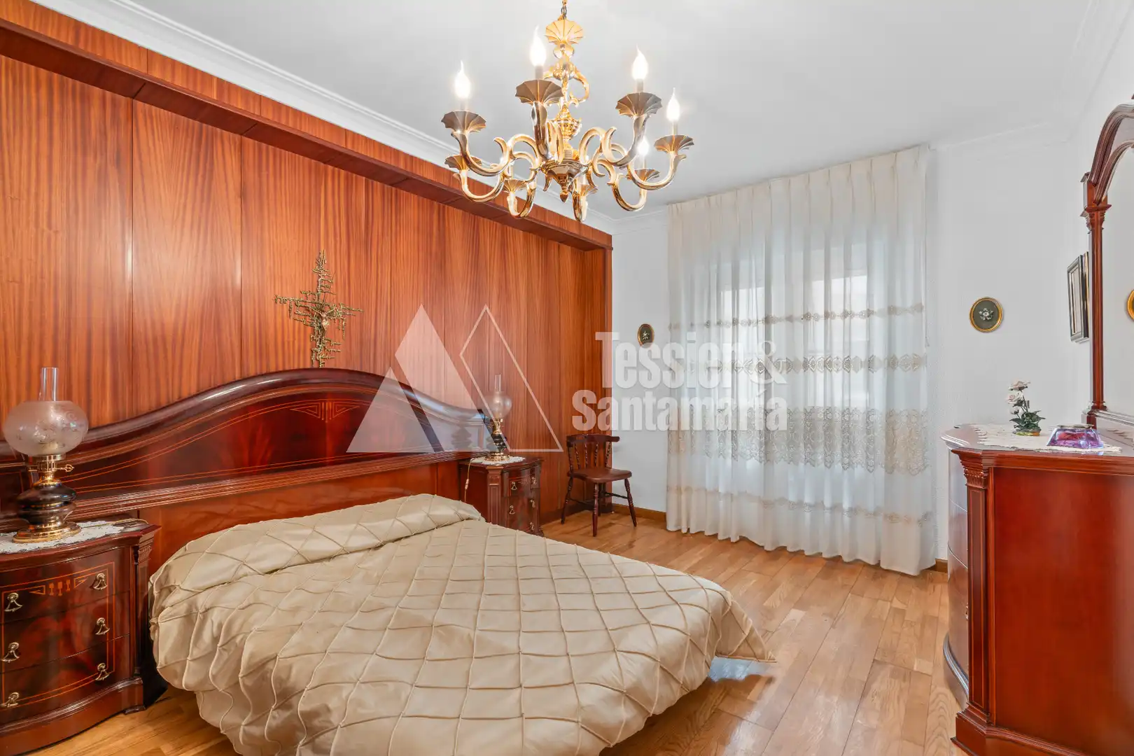 Habitación de Piso en venta en Gijón  con Calefacción, Amueblado y Horno