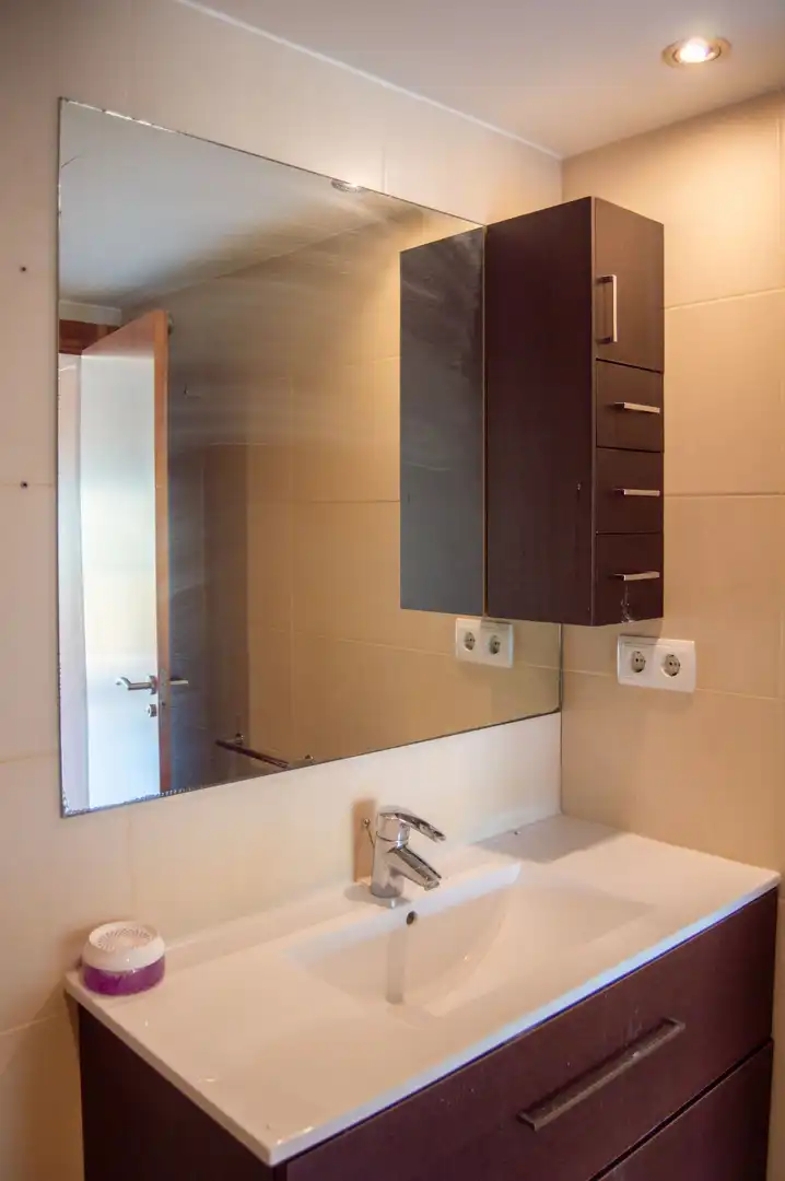Bathroom of Flat for sale in Llagostera  with Air Conditioner, Terrace and Community pool