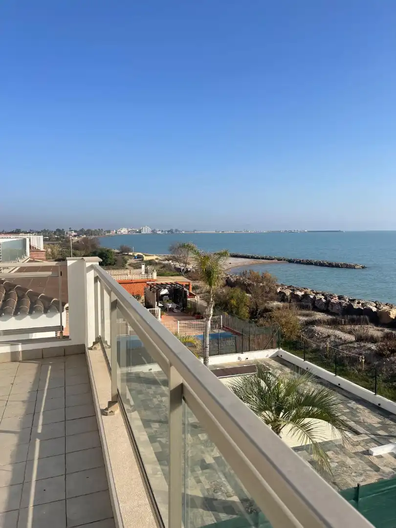 Terraza de Casa o chalet de alquiler con opción a compra en Burriana / Borriana con Aire acondicionado, Jardín privado y Piscina