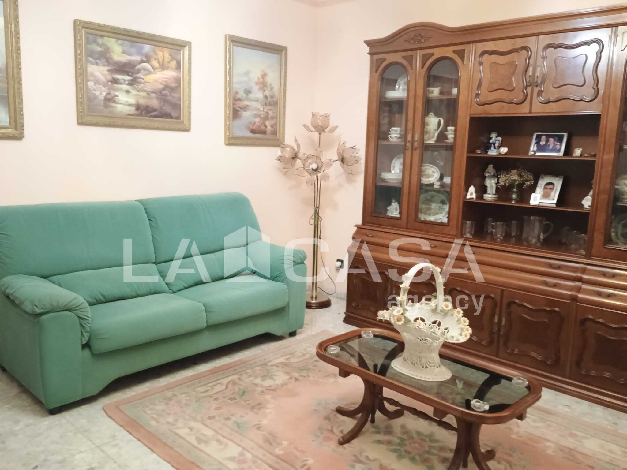 Living room of House or chalet for sale in Algeciras  with Terrace