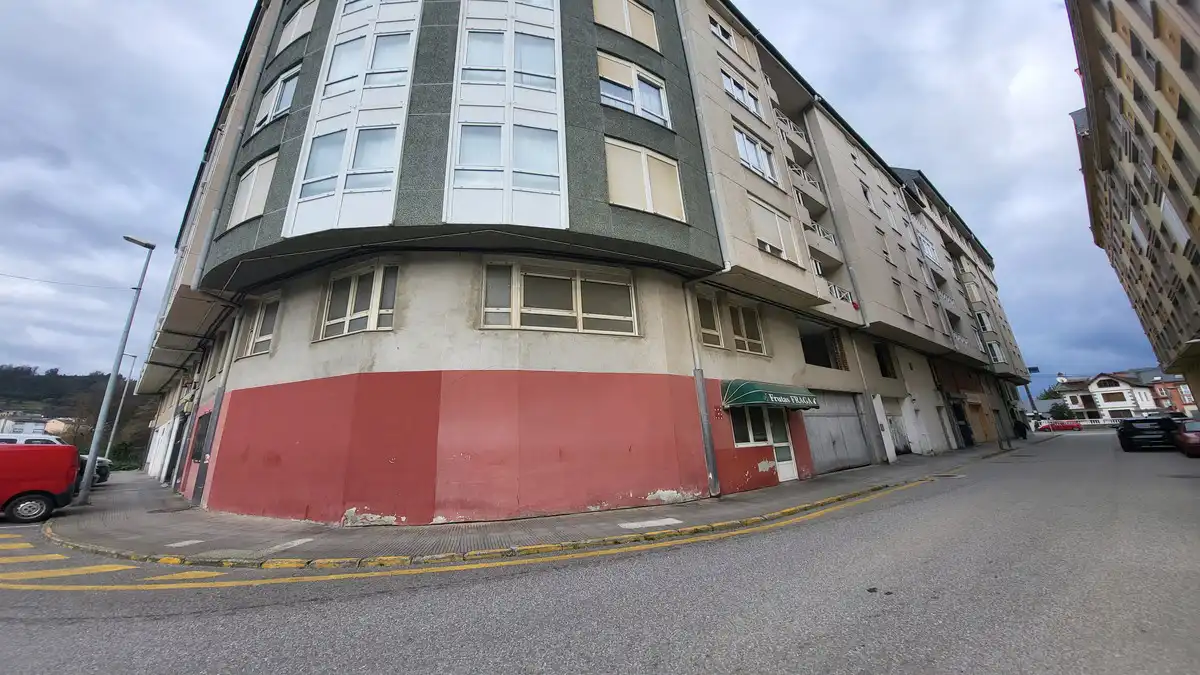 Außenansicht von Wohnung zum Verkauf in Viveiro