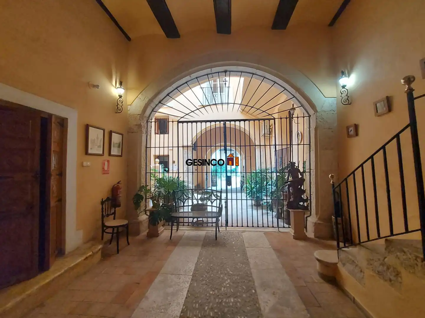 Casa amb terrassa en venda a Xàtiva, imagen 2