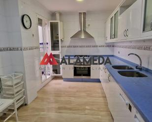 Kitchen of Flat for sale in Chiclana de la Frontera  with Air Conditioner, Heating and Parquet flooring