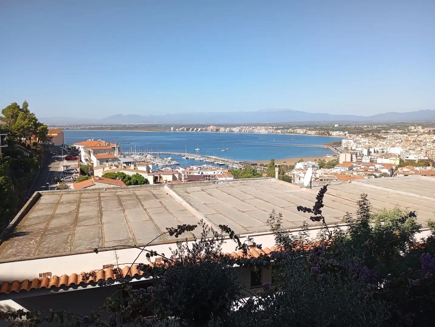 Vista exterior de Apartament en venda en Roses