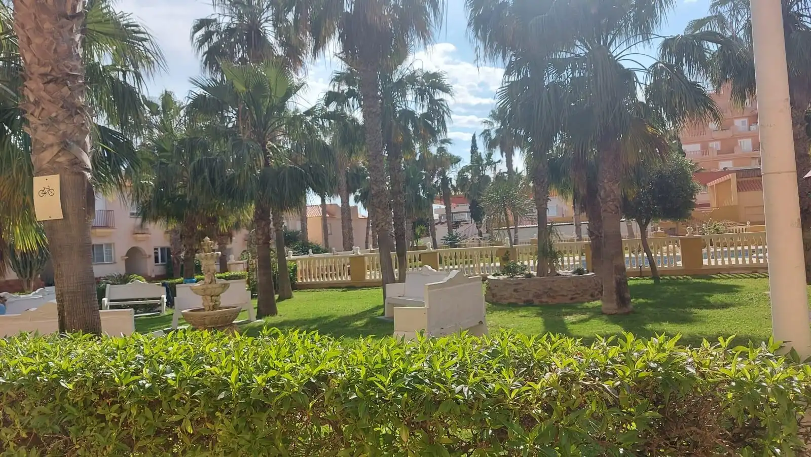 Jardín de Piso en venta en El Ejido con Aire acondicionado, Calefacción y Terraza