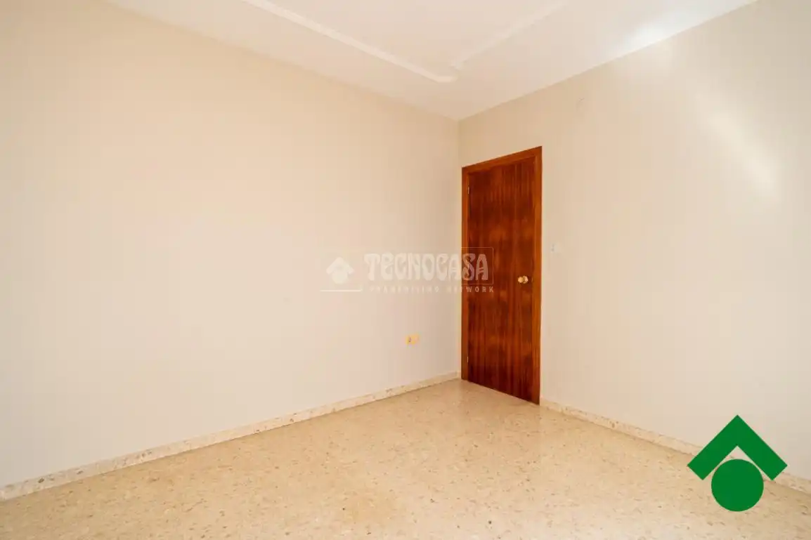 Dormitori de Casa adosada en venda en Albolote amb Terrassa i Balcó