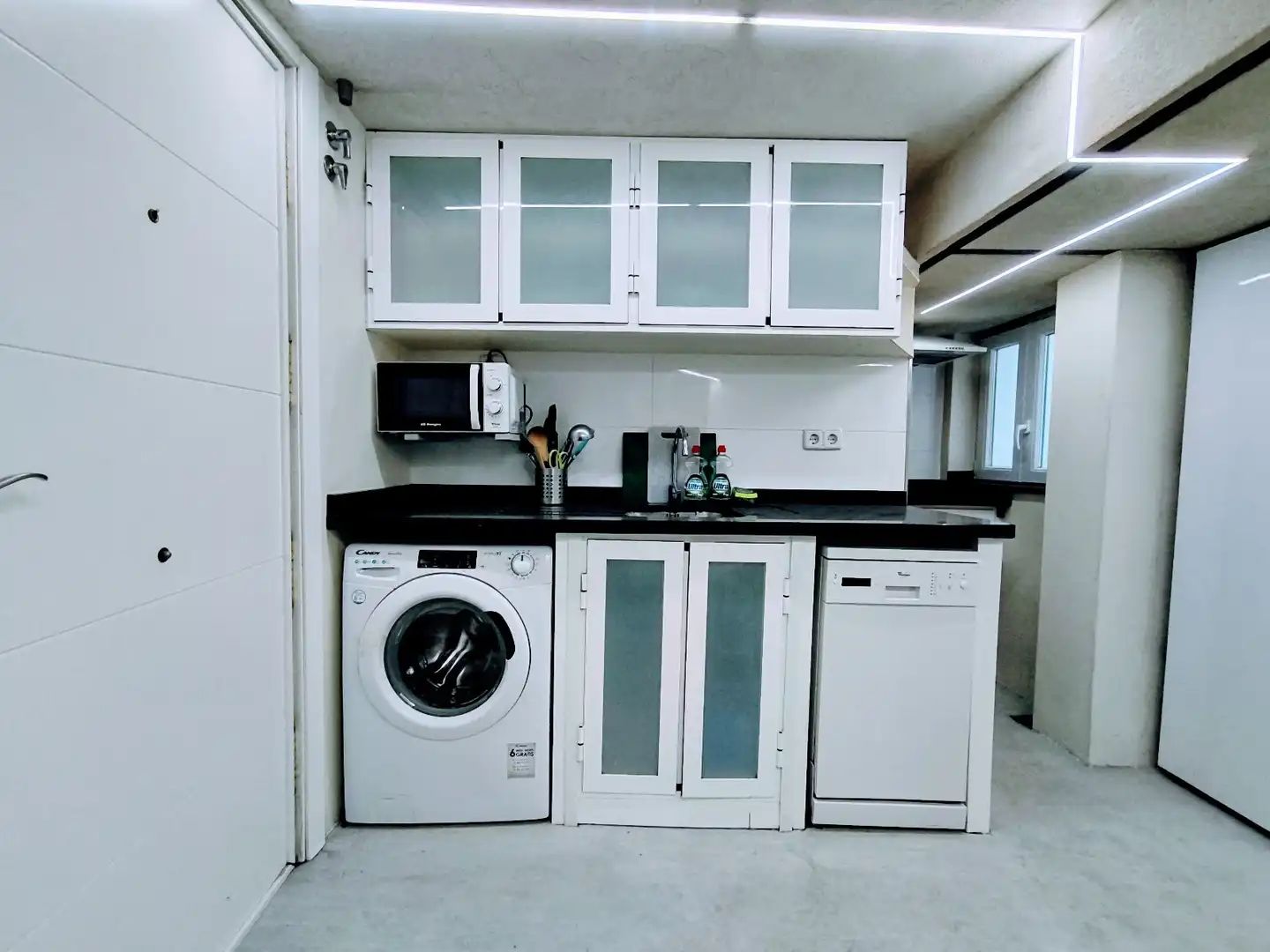 Küche von Maisonette zum Verkauf in Madrid mit Abstellraum und Möbliert