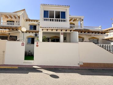 Casa a schiera con balcone in vendita a Los Balcones - Los Altos