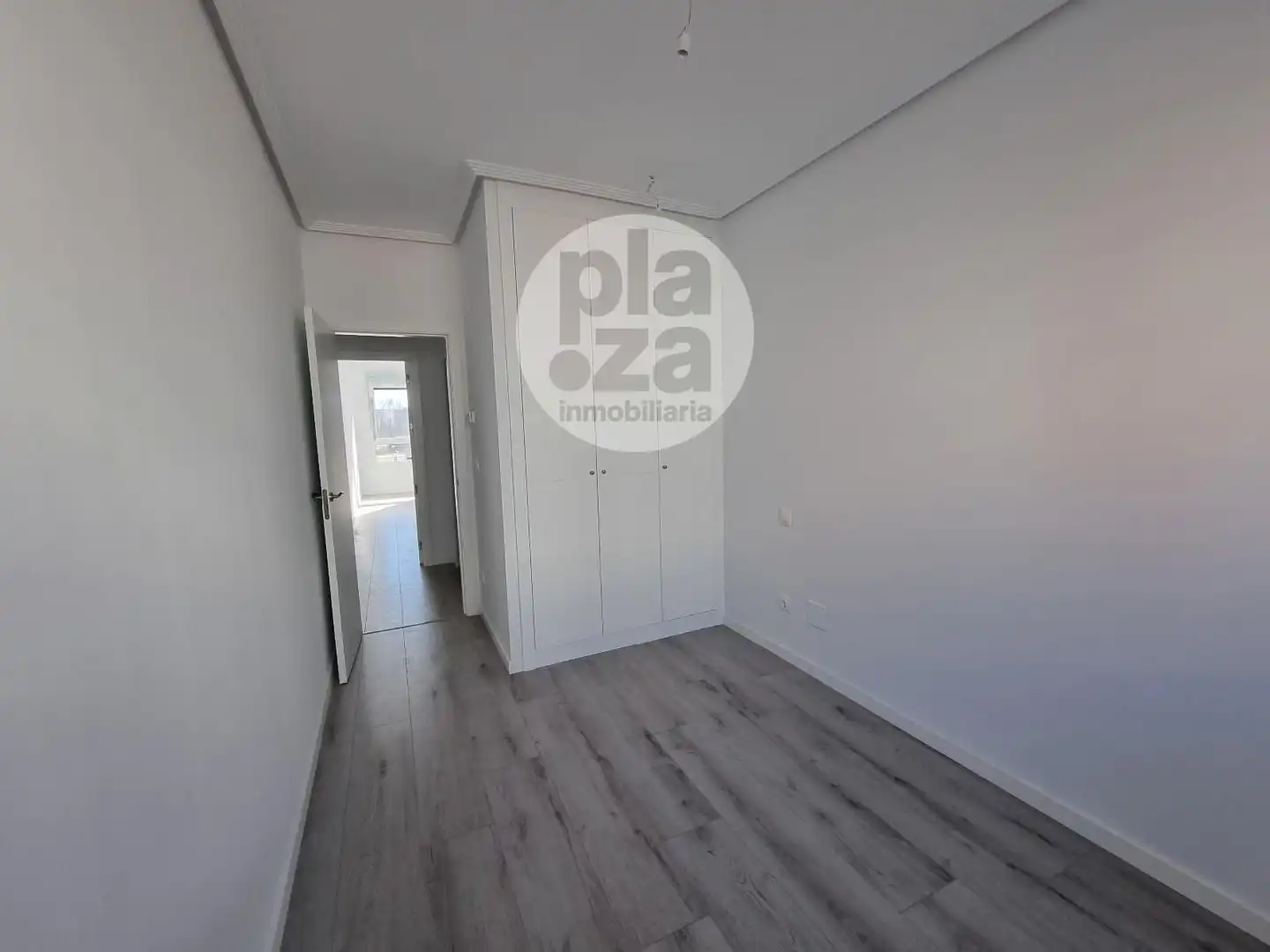 Habitación de Piso en venta en Burgos con Calefacción, Terraza y Trastero