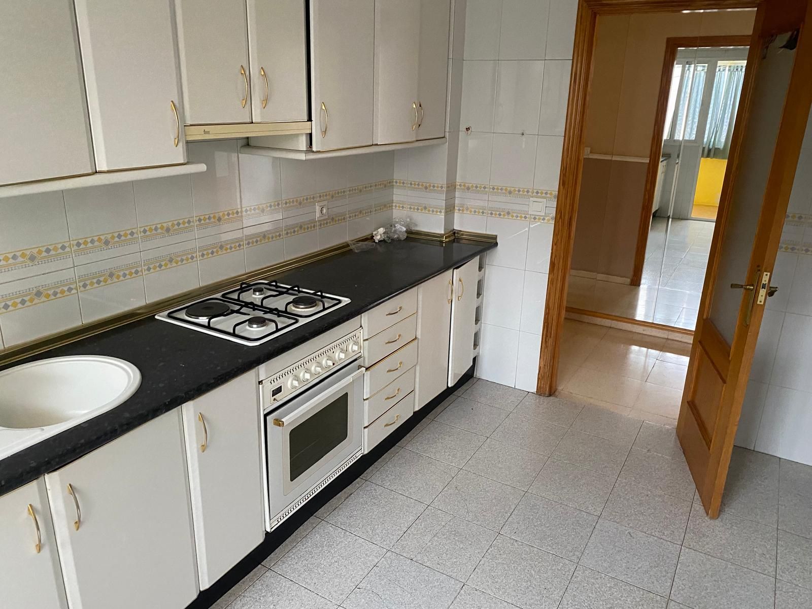 Cuina de Pis en venda en Miguelturra amb Calefacció i Terrassa