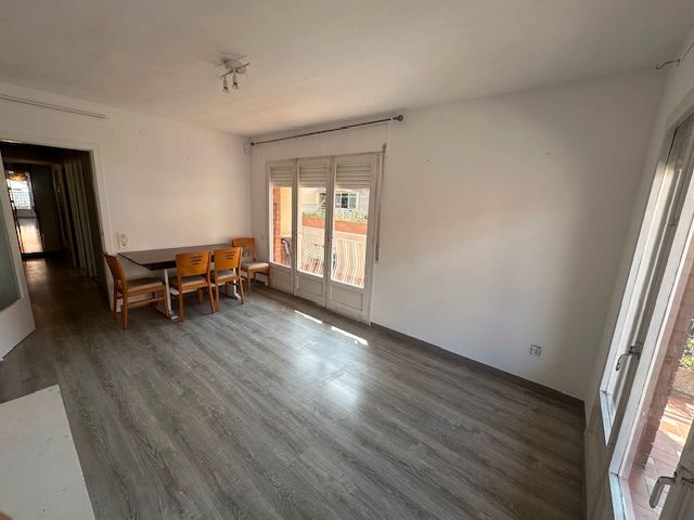 Living room of Flat for sale in  Barcelona Capital  with Heating and Balcony