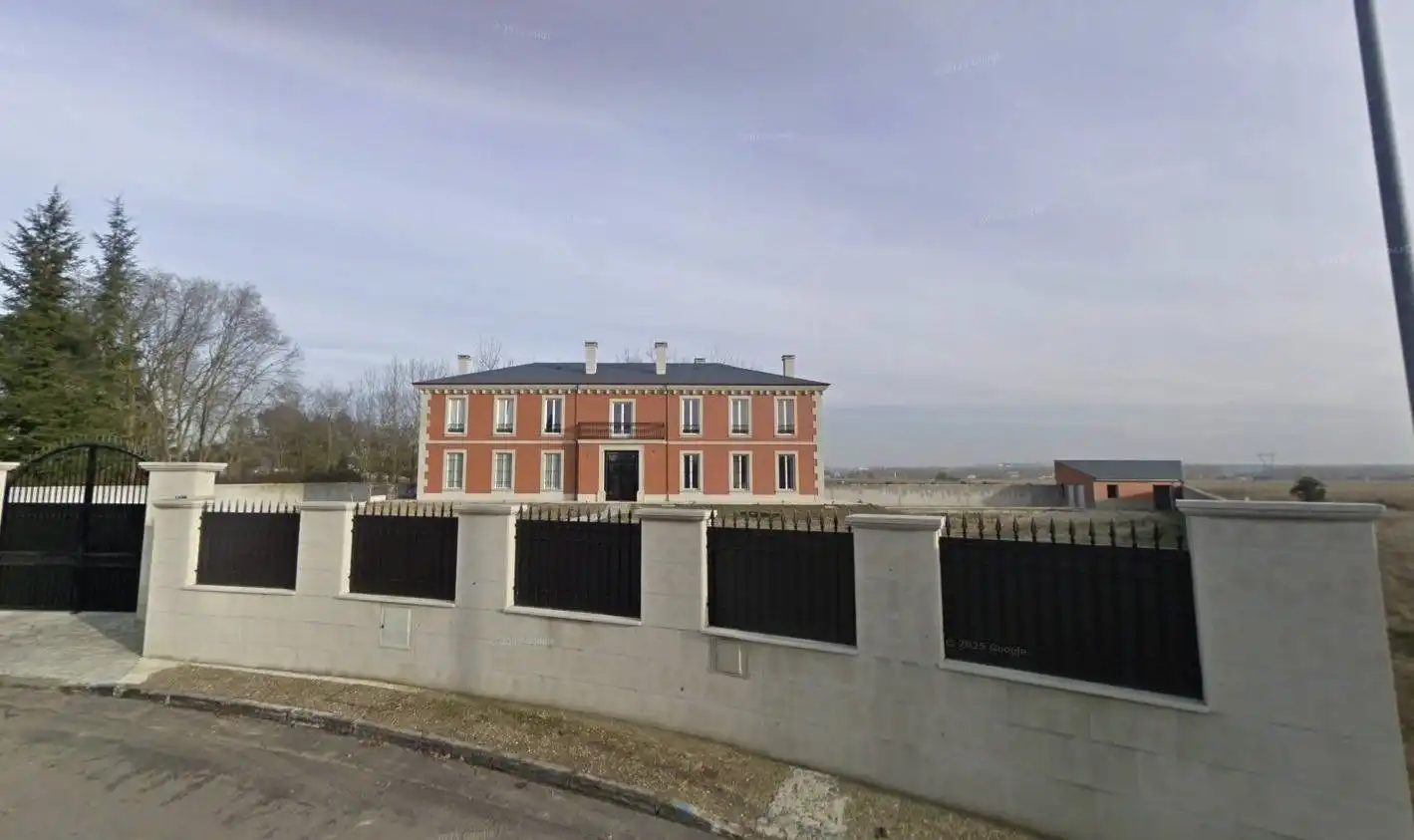 Vista exterior de Casa o chalet en venta en Villamayor con Piscina comunitaria