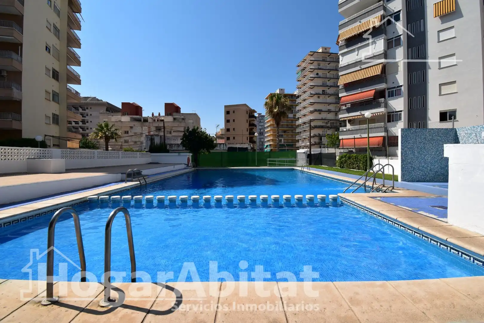 Swimming pool of Flat for sale in Miramar  with Air Conditioner, Terrace and Balcony
