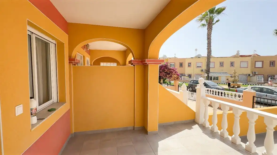 Finca rústica en venta en Orihuela con Jardín privado, Terraza y Amueblado