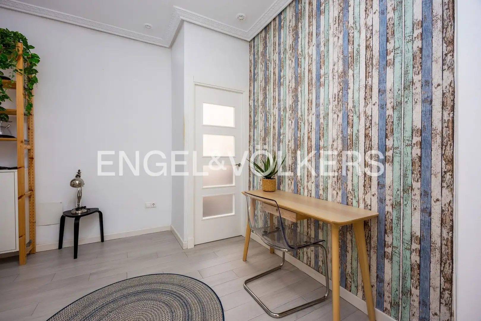 Piso en venta en Cádiz con Calefacción, Amueblado y Balcón