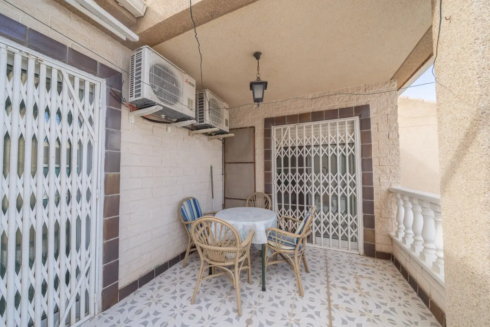 Terrassa de Casa adosada en venda en San Pedro del Pinatar amb Aire condicionat, Jardí privat i Terrassa