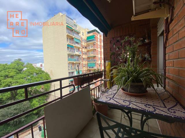 Piso en Venta en Ensanche - Parque del Oeste