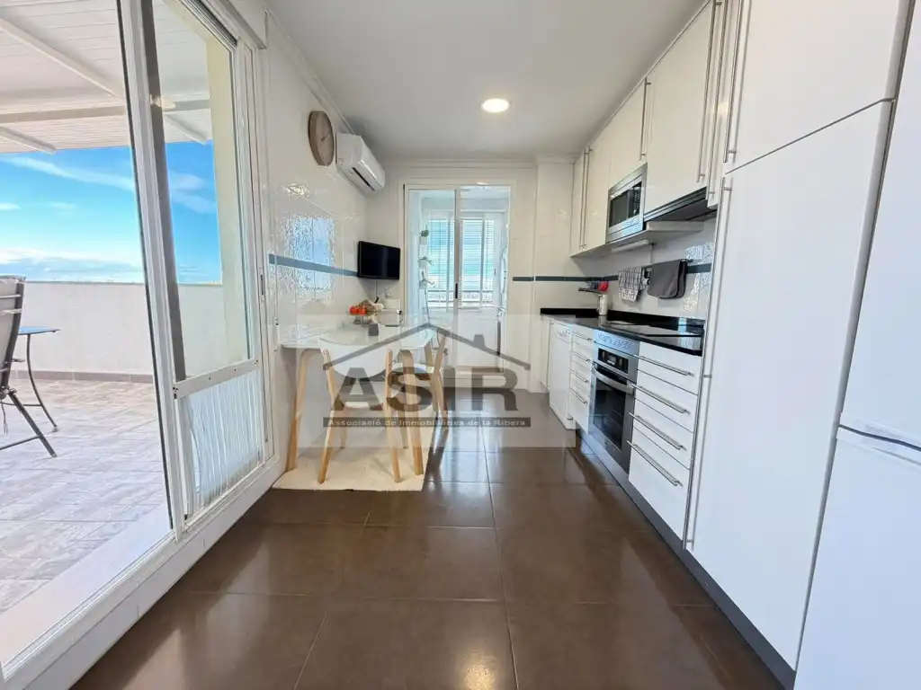 Cocina de Ático en venta en L'Alcúdia con Aire acondicionado