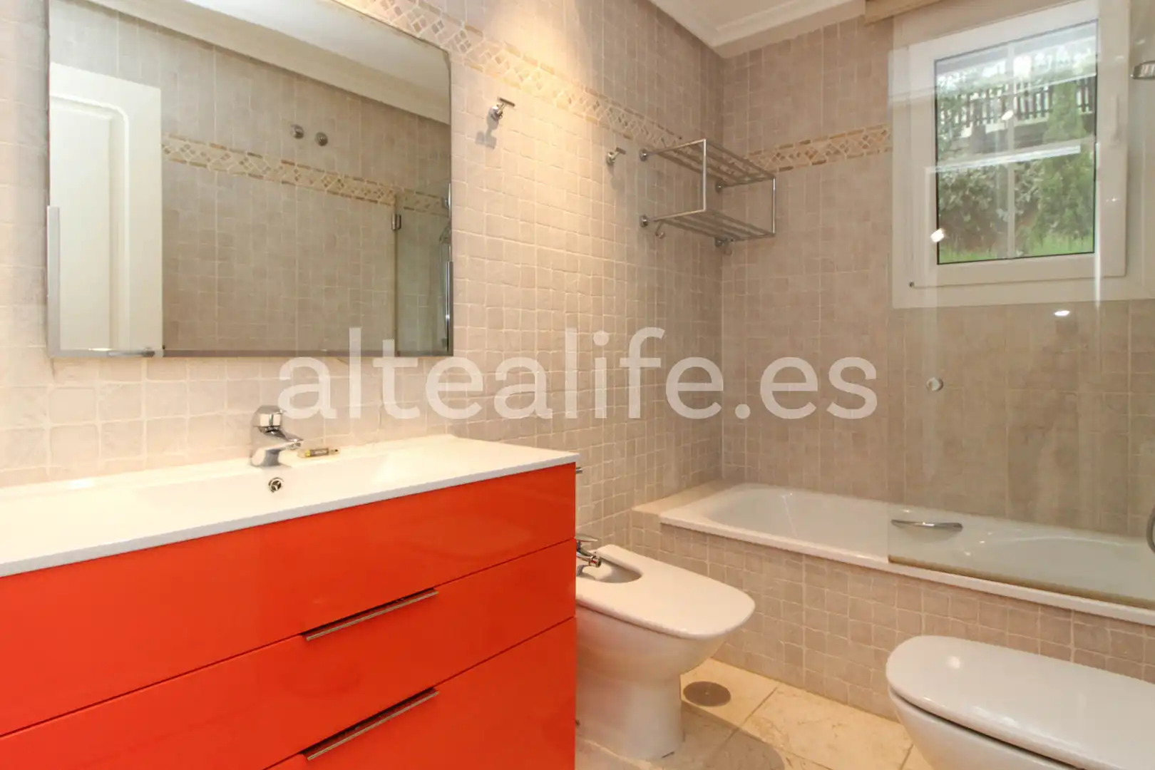 Baño de Apartamento en venta en Altea con Aire acondicionado, Calefacción y Jardín privado