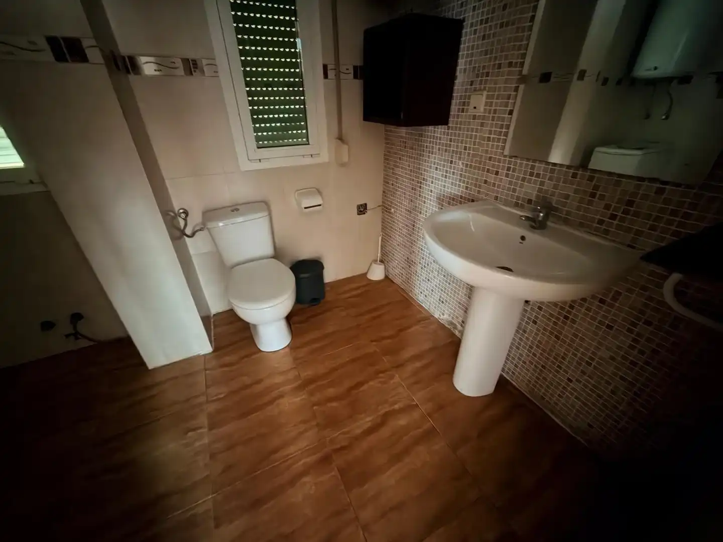 Bany de Pis en venda en Albaida amb Alarma