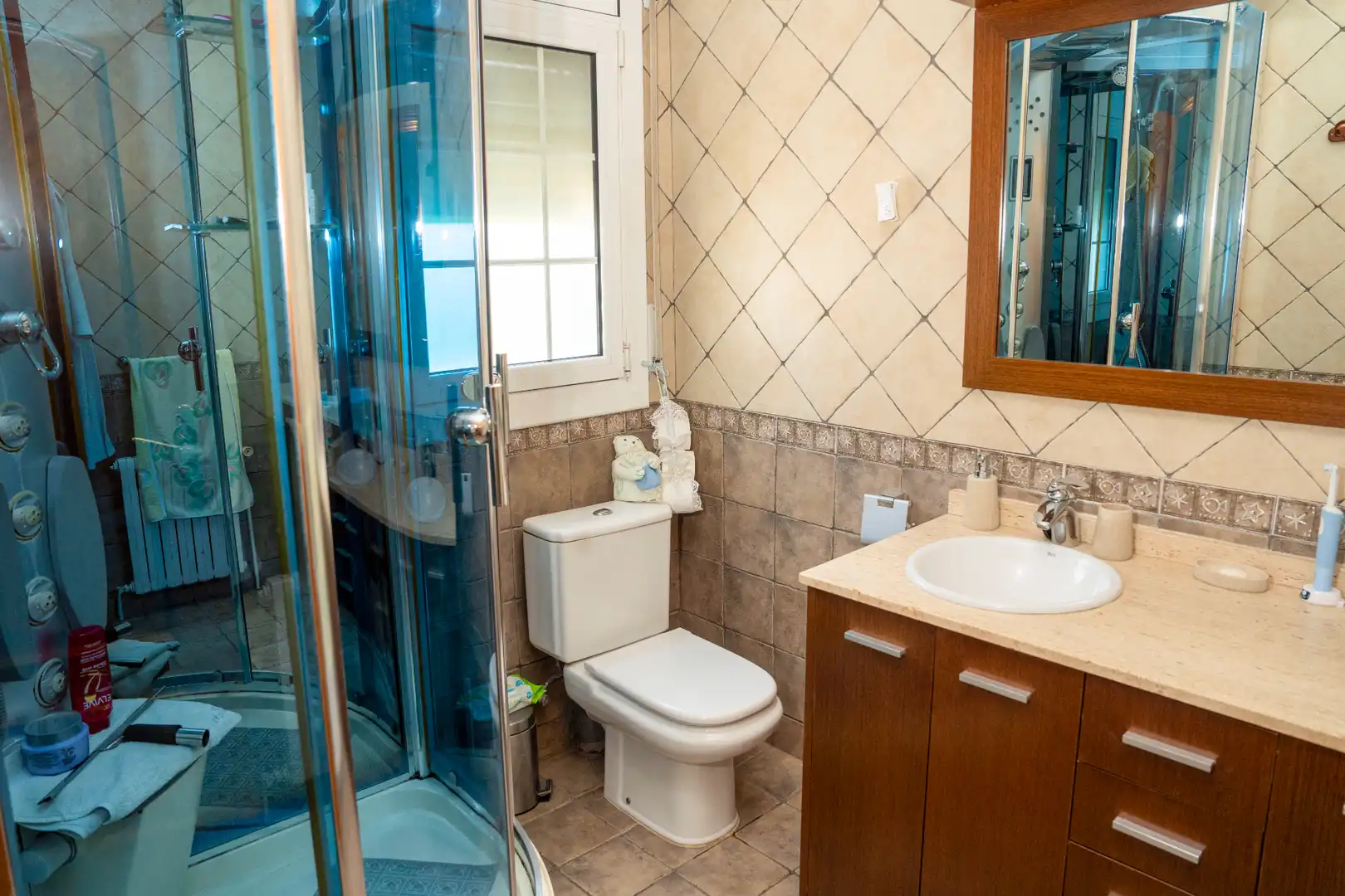 Baño de Casa o chalet en venta en Lliçà d'Amunt con Aire acondicionado, Calefacción y Jardín privado
