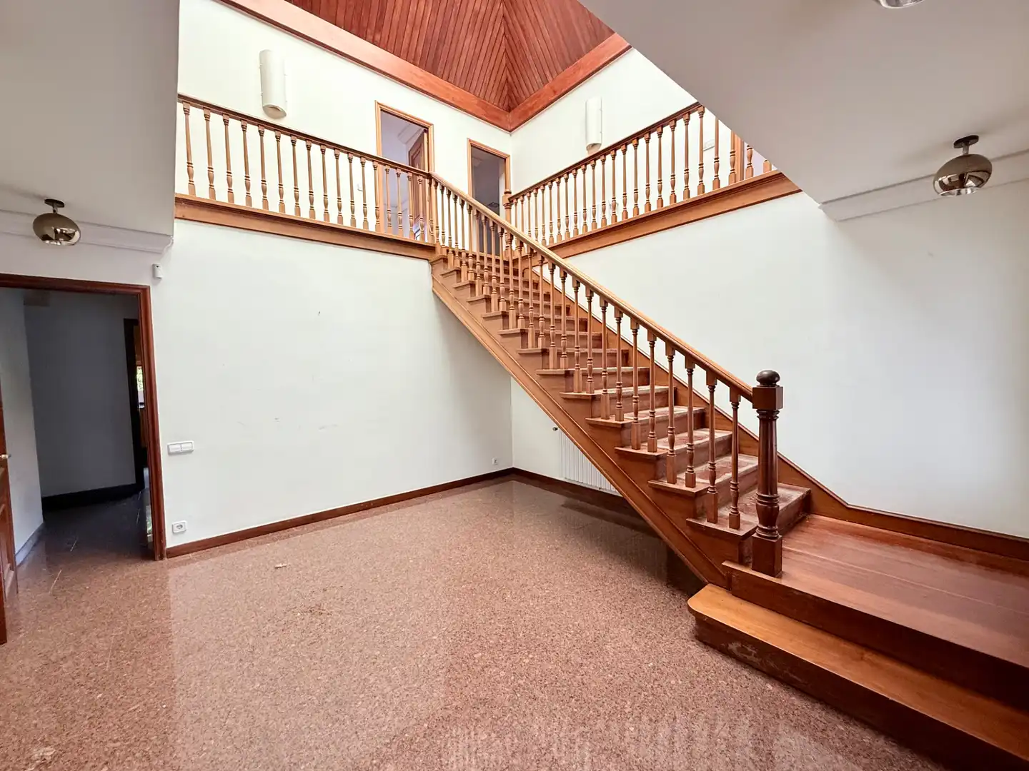 Houses for sale in Vigo   with Air Conditioner, Heating and Private garden