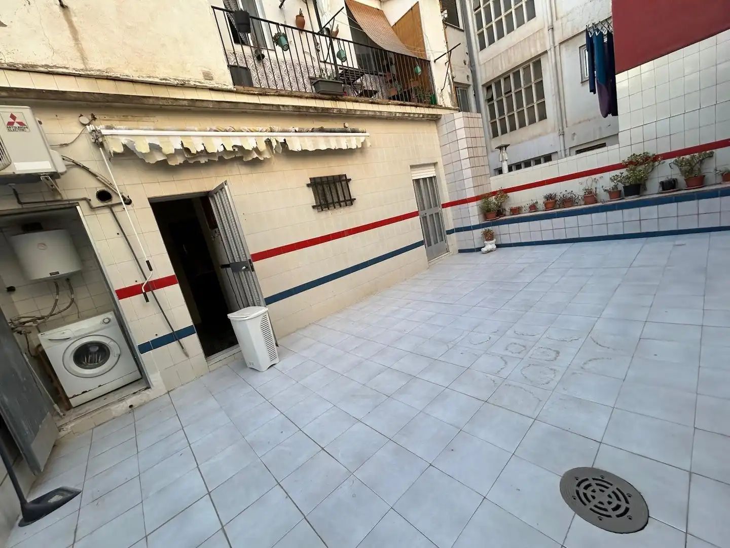 Exterior view of Flat for sale in Valencia  with Air Conditioner, Terrace and Balcony