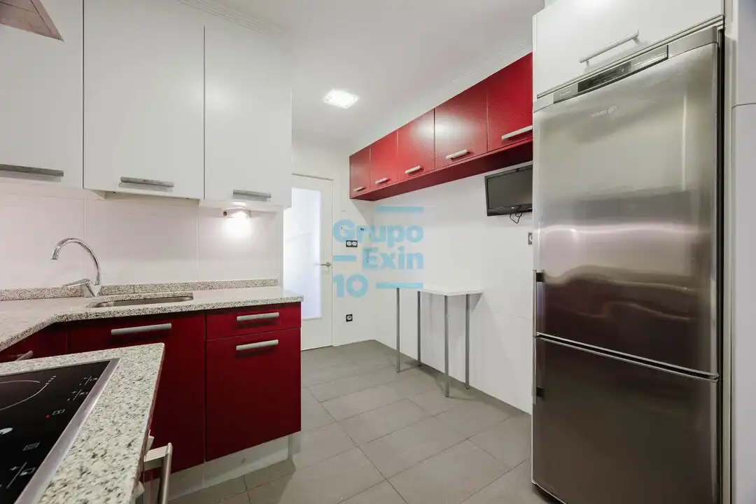 Kitchen of Flat for sale in Donostia - San Sebastián   with Heating and Terrace