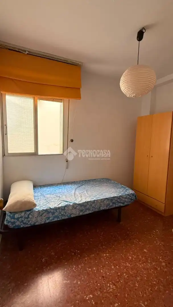 Schlafzimmer von Wohnung zur Miete in Almería mit Möbliert