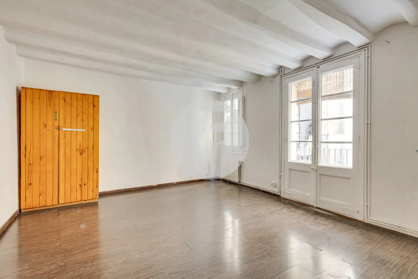 Piso en venta en Barcelona con Calefacción y Balcón
