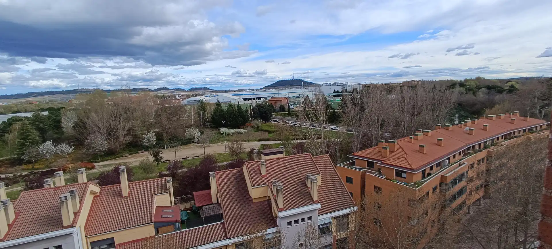 Vista exterior de Piso en venta en Valladolid con Calefacción, Parquet y Trastero