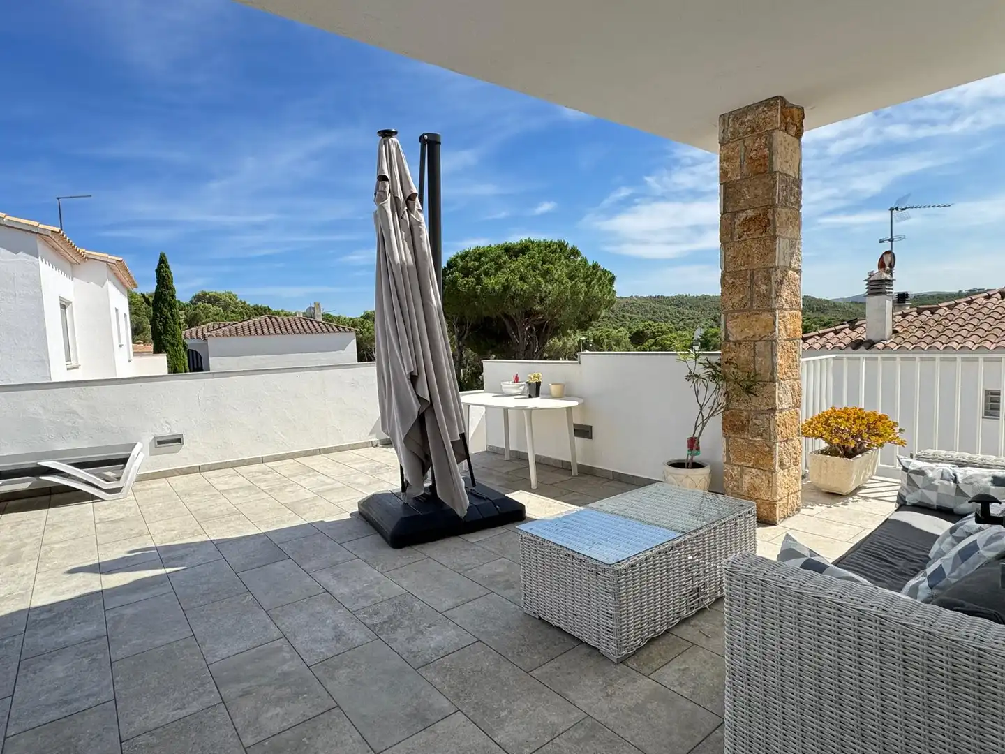 Terraza de Casa o chalet en venta en L'Escala con Aire acondicionado, Calefacción y Jardín privado
