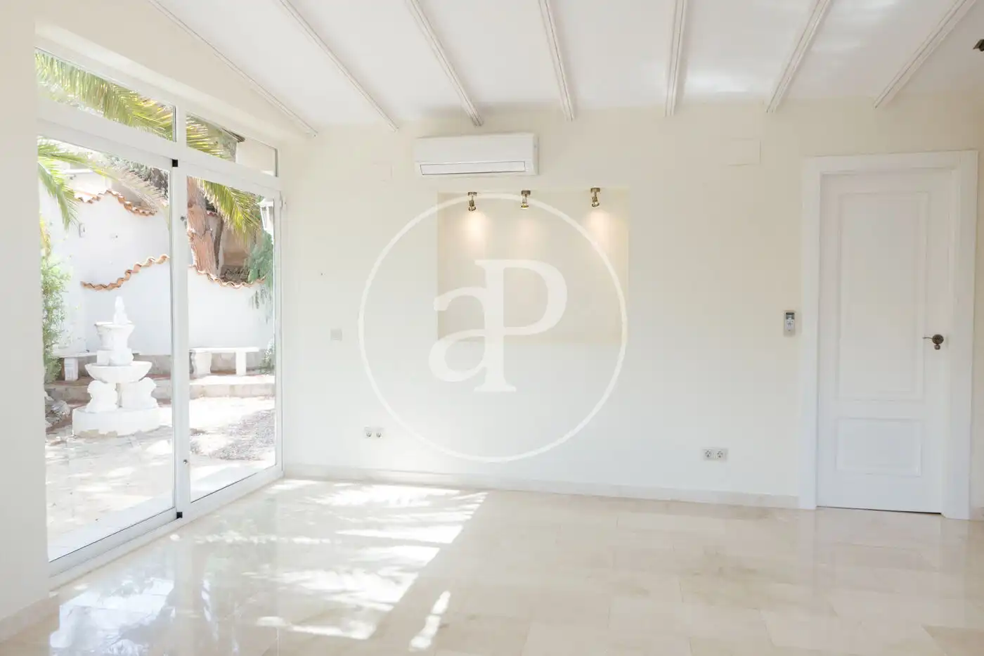 Sala de estar de Casa o chalet en venta en Calpe / Calp con Aire acondicionado, Calefacción y Jardín privado